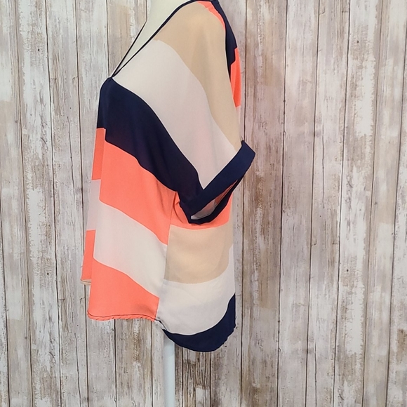 Women's lightweight blouse - Picture 4 of 10